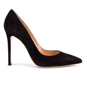 Gianvito Rossi, New Never Worn, Black 37.5 Suede Pump, duster included